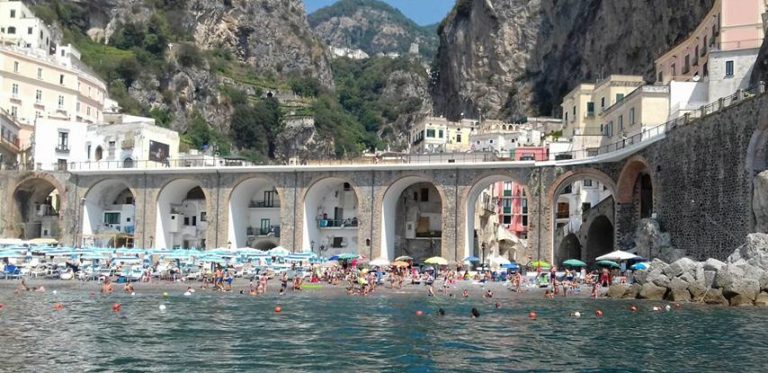 Le spiagge di Atrani