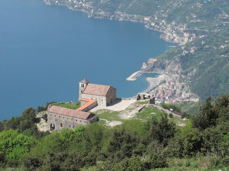 Le 13 chiese di Tramonti e la loro storia