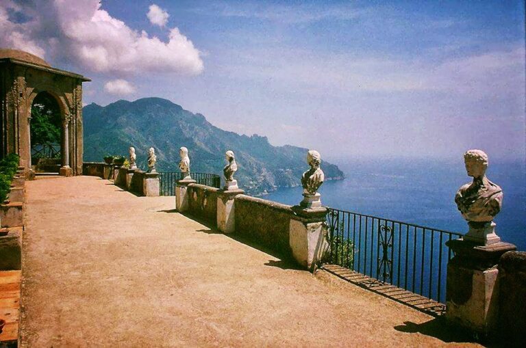 Le 3 cose che non sapete sui giardini di Villa Cimbrone a Ravello