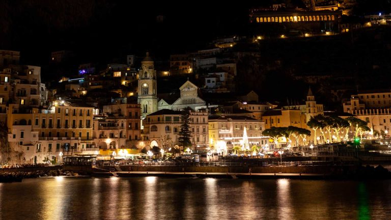 Amalfi di notte: cosa fare e dove andare