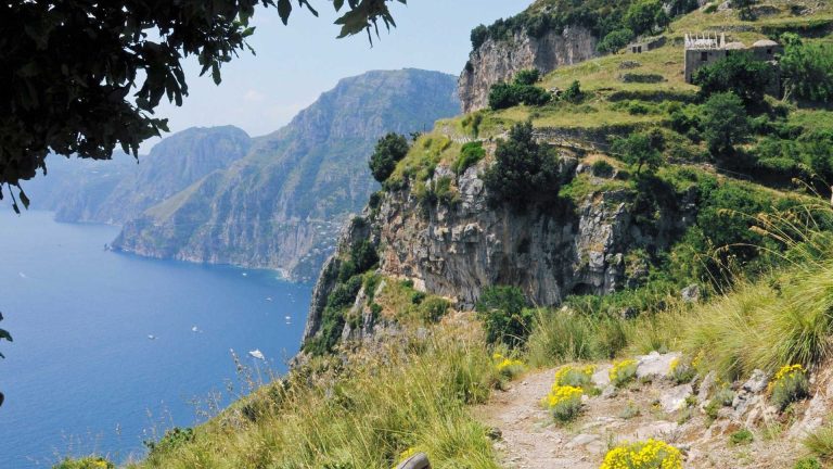 Trekking in Costiera Sorrentina: i percorsi più belli da scoprire