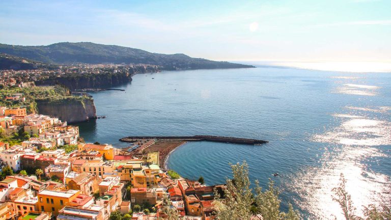 La Settimana Santa a Meta di Sorrento: tra processioni e riti antichi