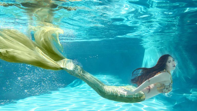 Le sirene di Sorrento: tra mito, archeologia e cartoline