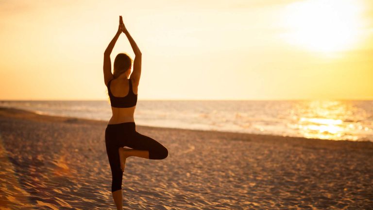 Yoga e benessere vista mare – esperienze per il corpo e la mente