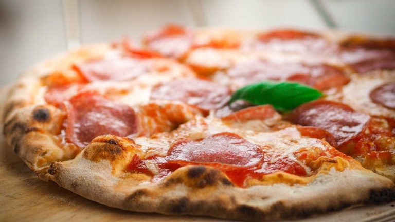 Pizza a Vico 2025: la grande festa della pizza torna a Vico Equense