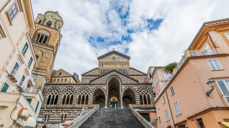 Il Duomo di Amalfi e il Chiostro del Paradiso Il Duomo di Amalfi e il Chiostro del Paradiso