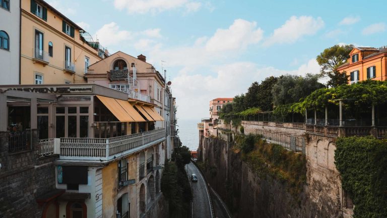 Le edicole votive del centro storico di Sorrento