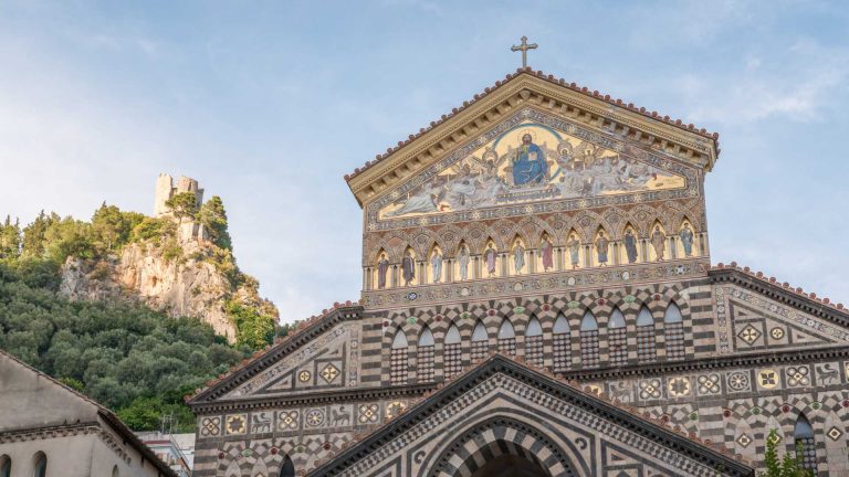 Antiche leggende amalfitane: la nave di San Andrea e le onde miracolose