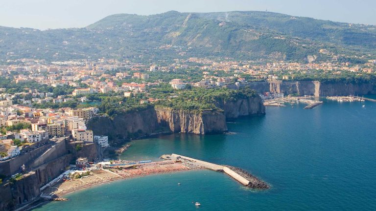 Cosa vedere a Meta di Sorrento tra mare e centro storico