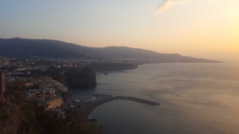 Spiagge della Costiera Sorrentina raggiungibili in autobus