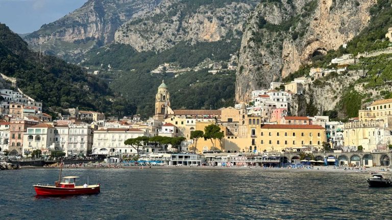 Baie e calette nascoste della Costiera Sorrentina da raggiungere via mare