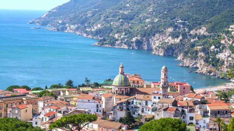 Cosa vedere a Vietri sul Mare tra ceramiche e mare