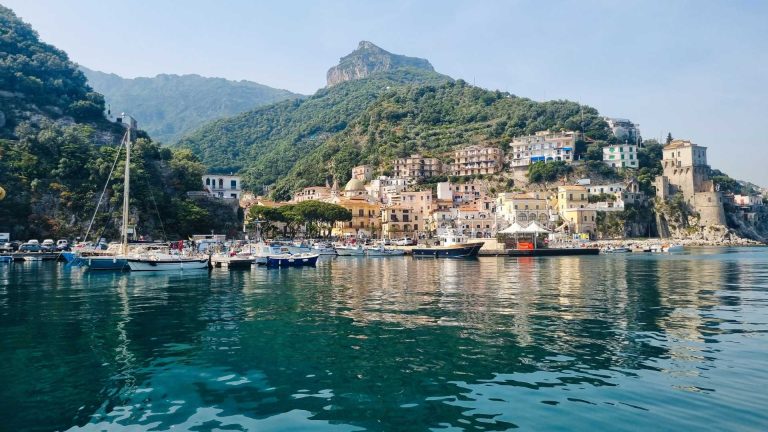 Cosa vedere a Cetara tra tonnara, porto e centro storico