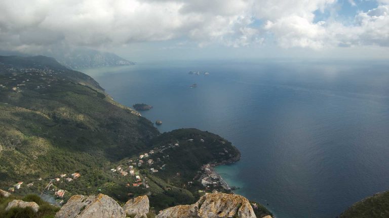 Sentiero delle Sirenuse dal versante della Costiera Sorrentina