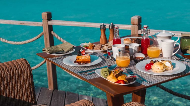 Colazioni vista mare in Costiera Sorrentina: terrazze e bar panoramici