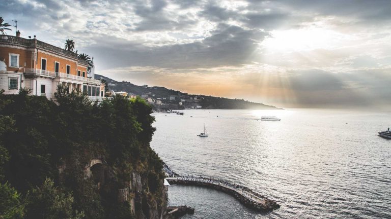 Cosa fare a Sant’Agnello la mattina: passeggiate, scorci e soste tranquille 