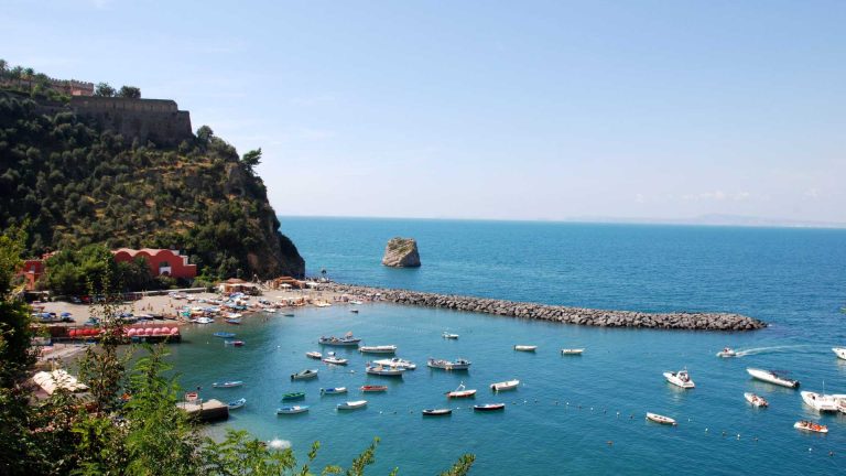 Dormire a Vico Equense vicino al mare: zone migliori e limiti da conoscere