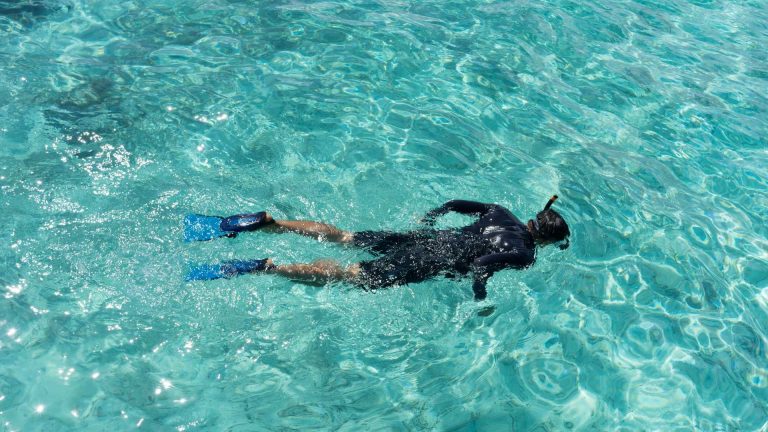 Snorkeling a Marina della Lobra: quando ha senso e cosa aspettarsi dal mare