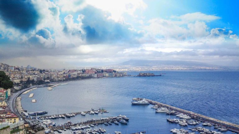 Il Chianti incontra il Golfo di Napoli: degustazioni a Villa Floridiana
