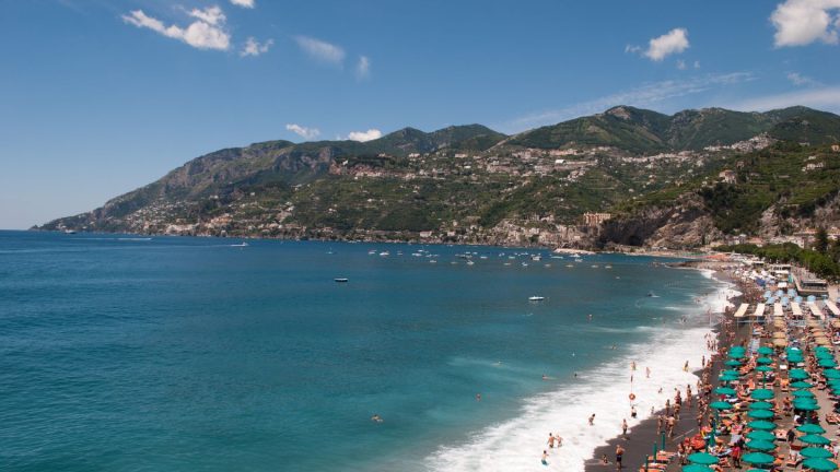 Maiori e Minori senza trekking: cosa fare sul mare